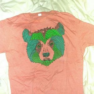 Unisex bear graphic tee